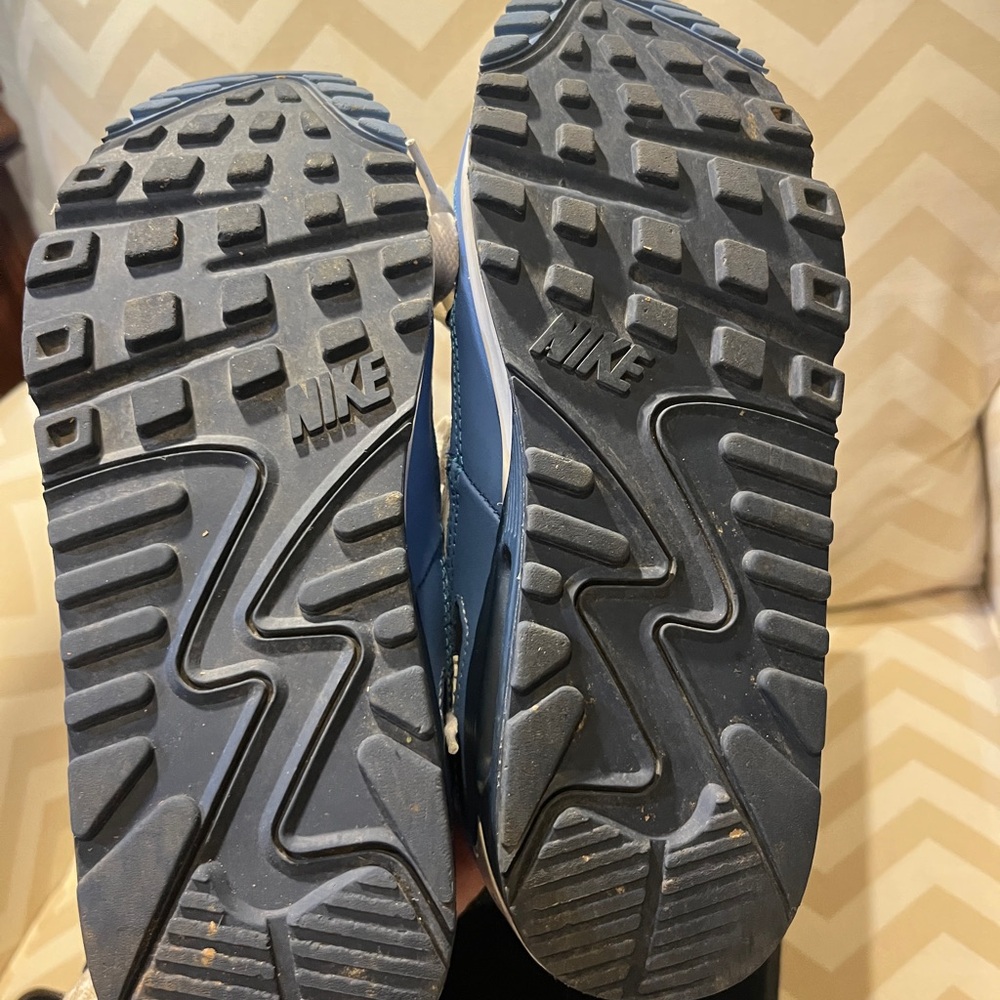 Nike Air Max Blue and White Athletic Shoes - Picture 5 of 6